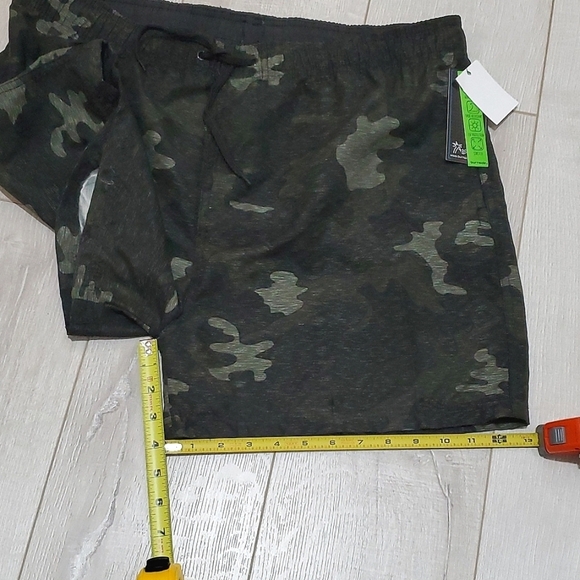 BURNSIDE MAN'S SWIM TRUNKS, Sz XL, GREEN/ARMY, NEW - Picture 9 of 12